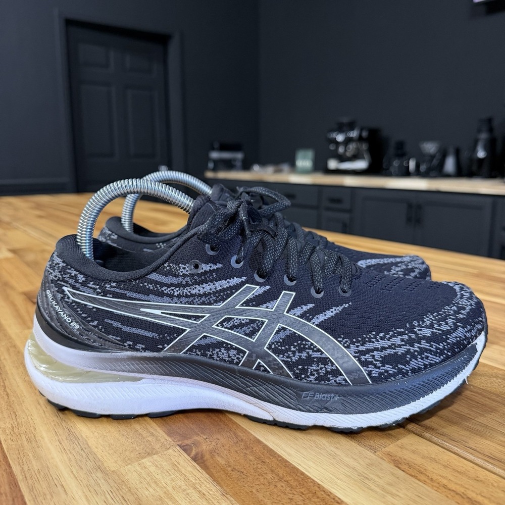 ASICS Gel-Kayano 29 Womens Size 10 Running Shoes Black White 1012B272 Sneakers